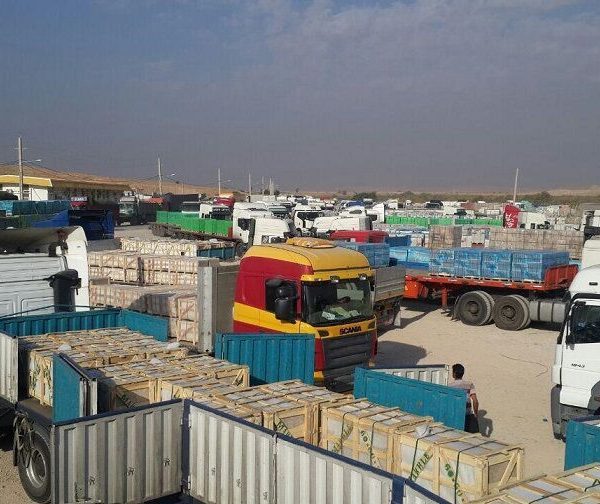 مسؤول ایراني: تصدير 250 شاحنة بضائع لكردستان العراق يوميا