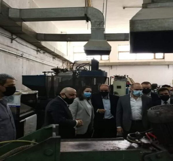 صناعة الكيماويات في الأردن موقع التجارة ويب www.alttejarat.com